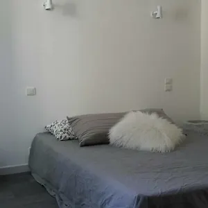 appartement-pap2s.midi-pyreneeshotels.com/