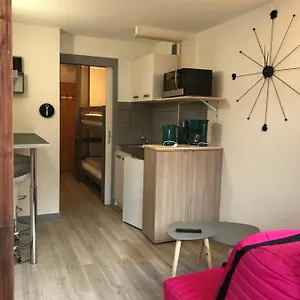 studio-pied-des-pistes-4-pers.hotels-rhonealpes.com/