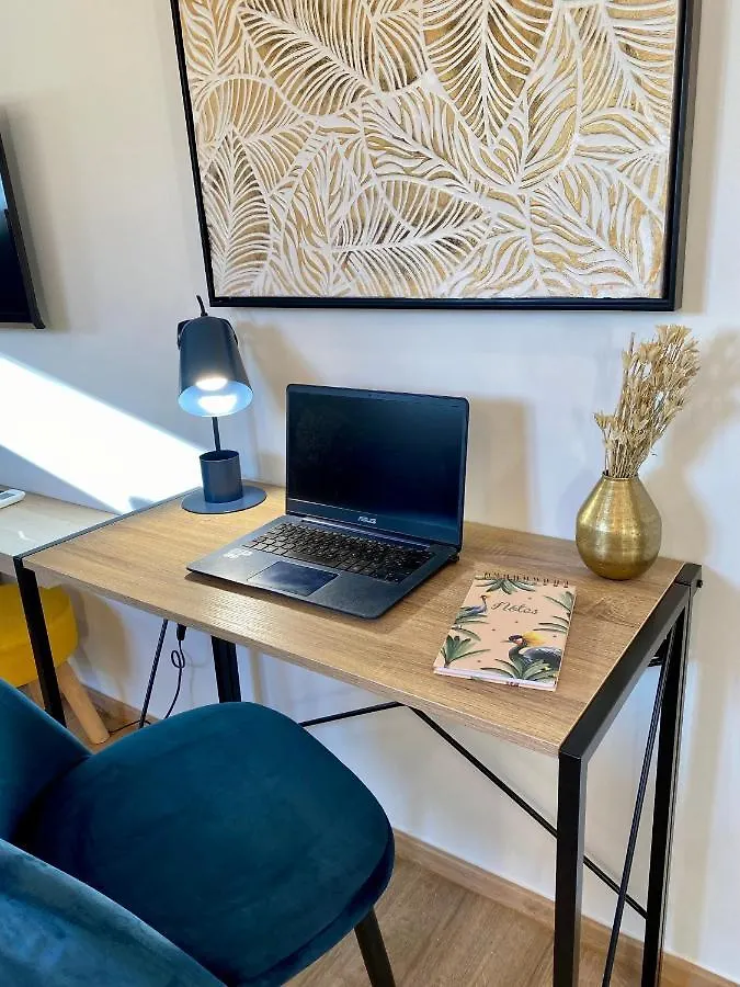 Cosy & Chill Appartements - 10 Min De La Mer - Jardin, Netflix, Terrasse, Fibre & Parking Cagnes-sur-Mer 0*,  France